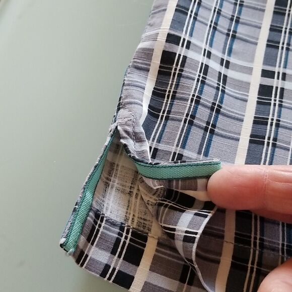 Tommy Bahama Silk Blend Shirt - Picture 6 of 12